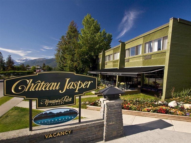 Chateau Jasper Hotel Exterior photo